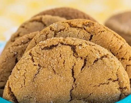 Delicious easy soft gingerbread cookies on a festive plate