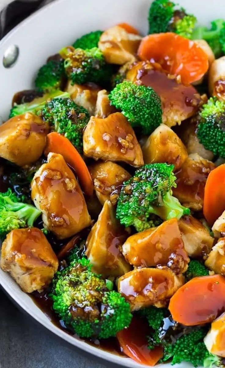 Healthy Chicken Stir Fry in Honey Garlic Sauce