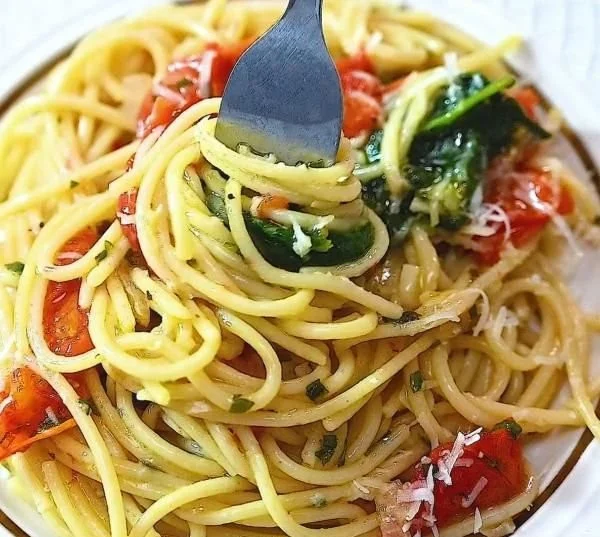 One-Pot Pasta with Spinach