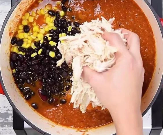 Creamy Chicken Enchilada Soup