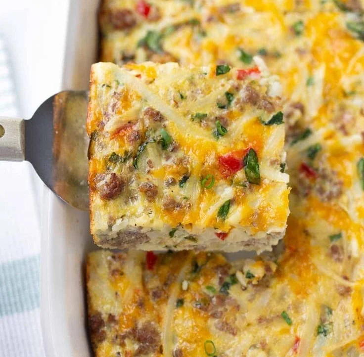 Delicious gluten-free breakfast casserole baked with eggs and vegetables.